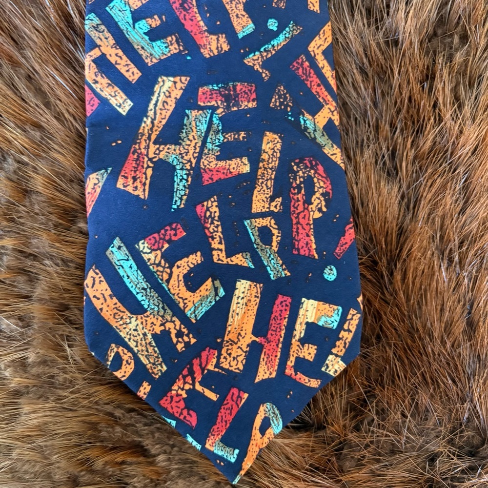 Vintage Beatles HELP! Silk Tie - Picture 2 of 5